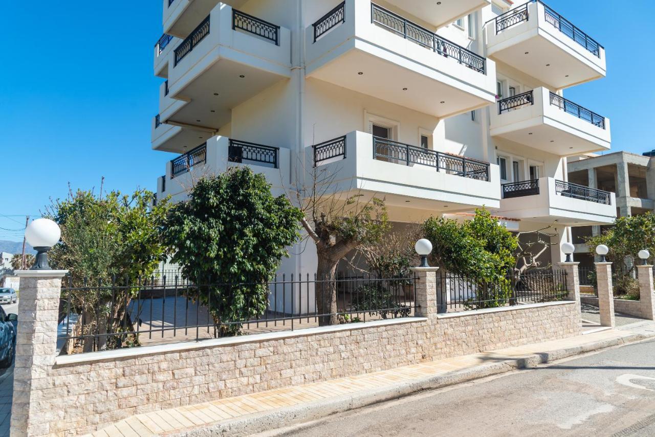 Bluewind Apartments - Near The Sea Kíssamos Dış mekan fotoğraf